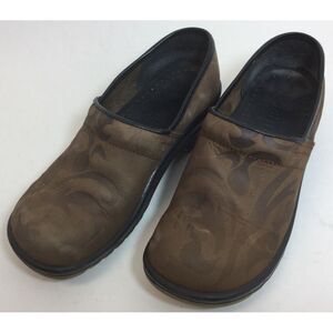 SANITA shoes Clogs Brown suede Leather Size 38 Woman's Slip on floral 7.5 Casual